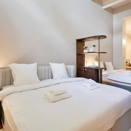 Maison Sixth June Apartman Párizs