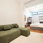 Maison Sixth June Διαμέρισμα