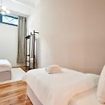 Maison Sixth June *