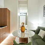 Maison Sixth June Παρίσι