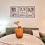 Διαμέρισμα Maison Sixth June *
