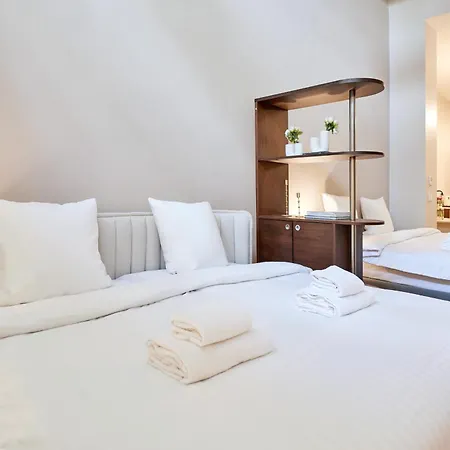 Maison Sixth June * Παρίσι
